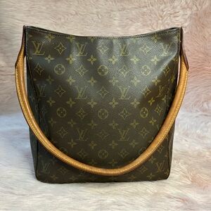 🟥 SOLD! Louis Vuitton Looping GM Monogram Shoulder Bag